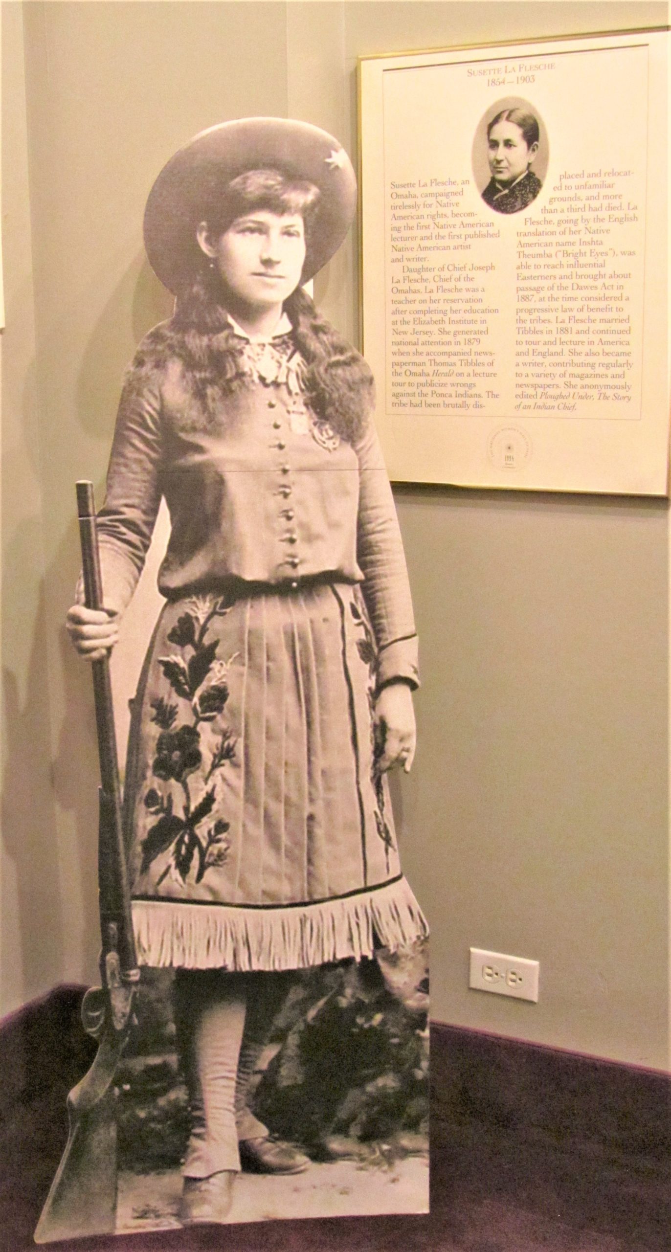 Annie Oakley, Star of Buffal o Bill's Wild West Show